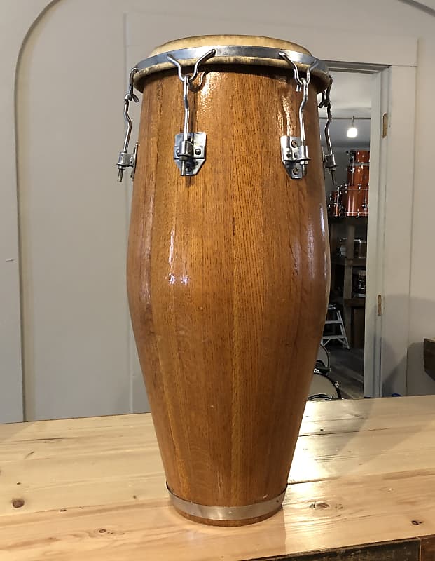 コンガ　ビンテージ　VALJE DRUMS？ Valje drum with 1970s conga decal placement