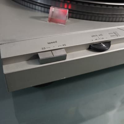 Platine vinyle Technics SL-D2 Direct Drive Automatic Turntable + cellule Numark image 6