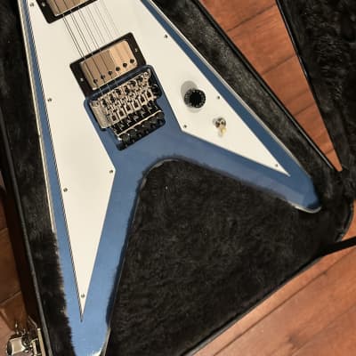 Gibson Custom Shop Richie Faulkner Signature Flying V Custom 2023 - Present - Pelham Blue image 4