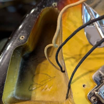 Fender Stratocaster 1965 - 3 Tone Sunburst image 14