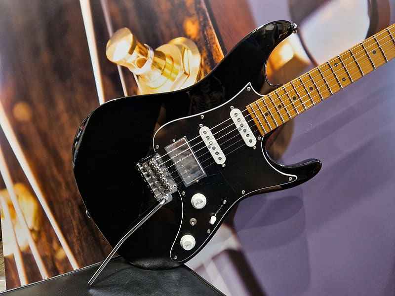 Ibanez AZ2204B-BK Prestige E-Guitar 6 String - Black + Case M20AZ