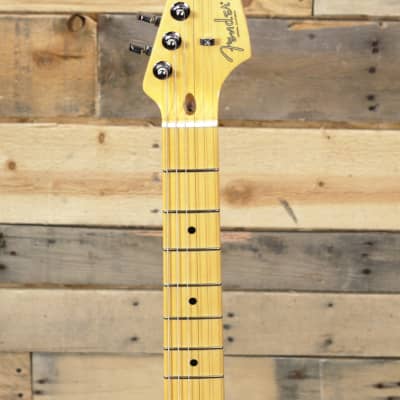 Fender  American Professional II Stratocaster Electric Guitar Mystic Surf Green w/ Case & Maple Fretboard image 6