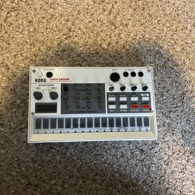 Korg Volca Sample Digital Sample Sequencer 2010s - White