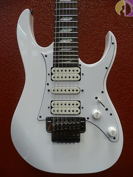 Ibanez universe shop 7 string white