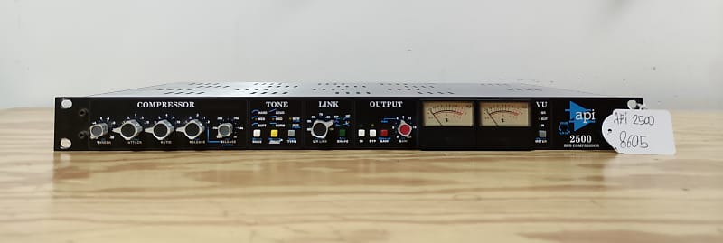 API 2500 Stereo Bus Compressor 2000 - 2019 (Full extended Warranty / Boxed) image 1