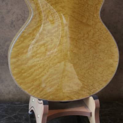 Ribbecke 35th Anniversary Archtop 2009 - Lacquer image 2