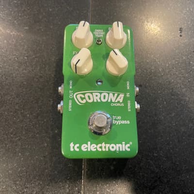 TC Electronic Corona Chorus 2010 - Green image 1
