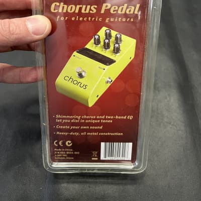 Fender Starcaster Chorus Pedal 2000s - Yellow- Sealed in box image 7