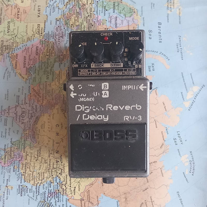 Boss RV-3 Digital Reverb/Delay | Reverb Poland