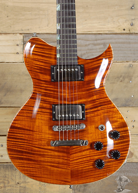 Washburn Idol Custom Shop USA Electric Guitar w/ Case
