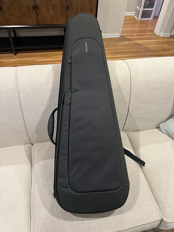 Incase guitar clearance gig bag