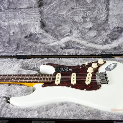 Fender American Ultra Stratocaster with Rosewood Fretboard - Arctic Pearl image 16