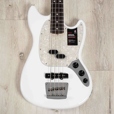 Fender American Performer Mustang Bass Guitar Rosewood Arctic White image 2