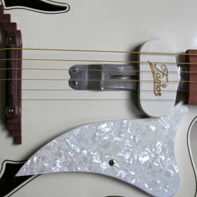 1958 Famos Art-Deco Jazz Thinline (Gibson ES-275 model) - White - Restored and upgraded image 3