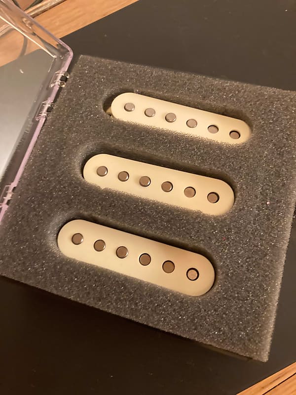 Lindy Fralin Real 54 Vintage Strat Pickup Set 2022 White | Reverb