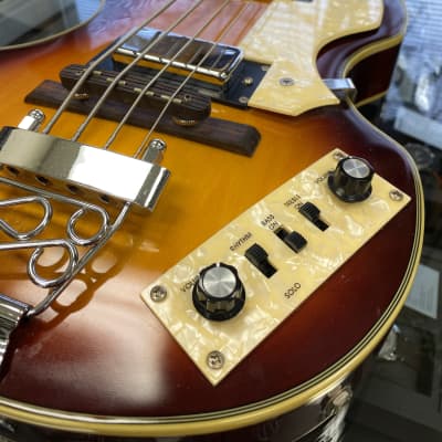 Jay Turser Violin Bass  Vintage Sunburst image 17