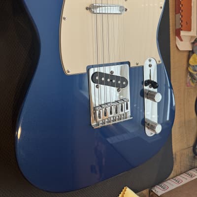 Fender Standard Telecaster 2006 - 2008 - Electron Blue image 2