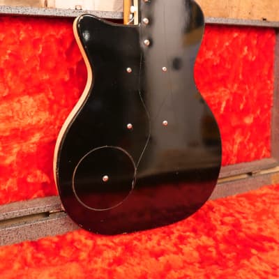 Danelectro UB-2 Baritone Guitar 1957 - Black image 8