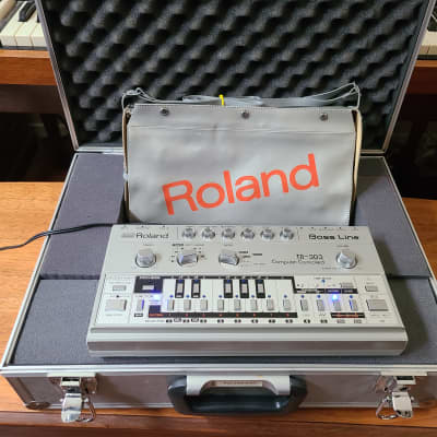 Roland TB-303 Bass Line Synthesizer Module