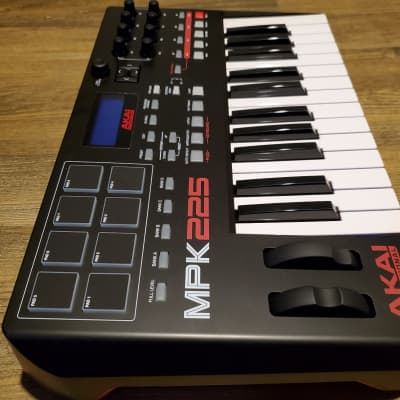 Akai MPK225 MIDI Keyboard Controller image 4