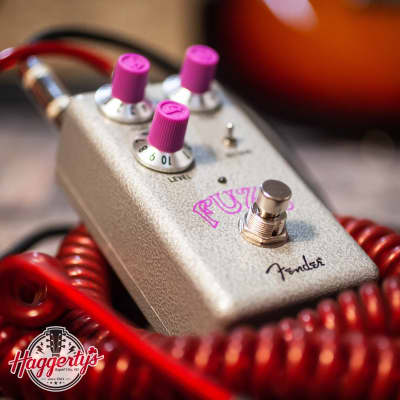 ギター Fender hammertone fuzz Review: Fender Hammertone Fuzz