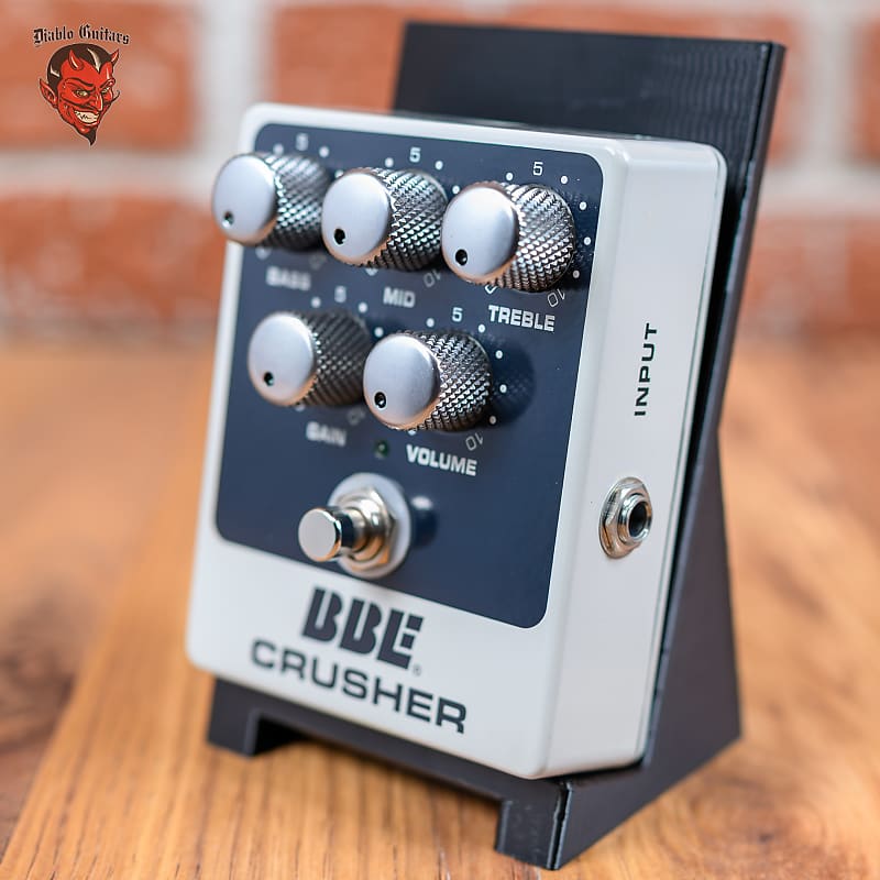 （美品）BBE CRUSHER DISTORTION ギターエフェクター 美品）BBE CRUSHER DISTORTION ギターエフェクター
