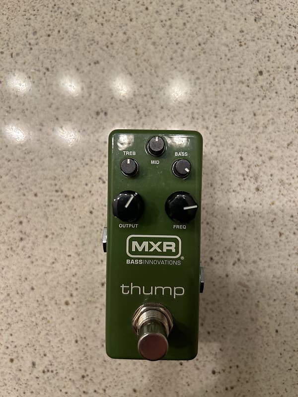 MXR M281 Thump Bass Preamp