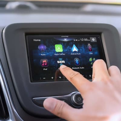 Alpine ILX-W670 Digital Multimedia Receiver With CarPlay And | Reverb