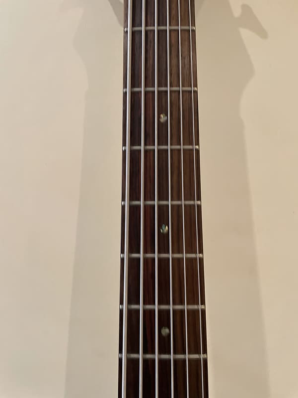 Carparelli CF-6 6-strings active bass | Reverb Canada
