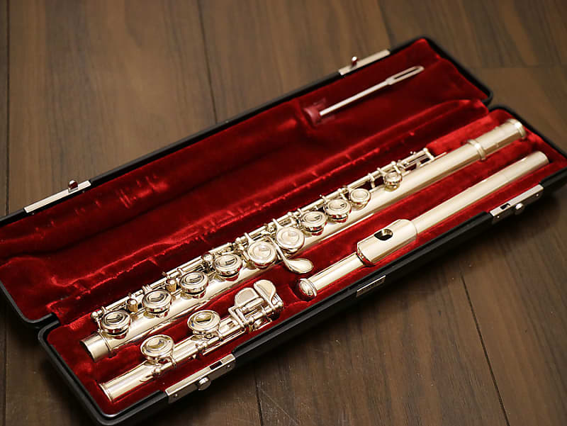 YAMAHA YAMAHA YFL-411 Silver flute [SN 014869] (07/01)