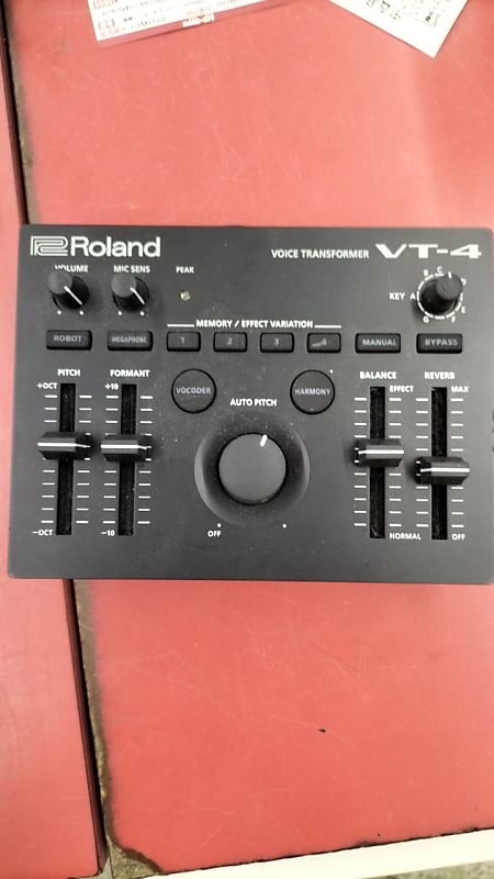 Roland VT-4