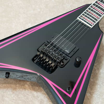 EDWARDS E-ALEXI PINK SAWTOOTH Alexi Laiho model w/gig bag
