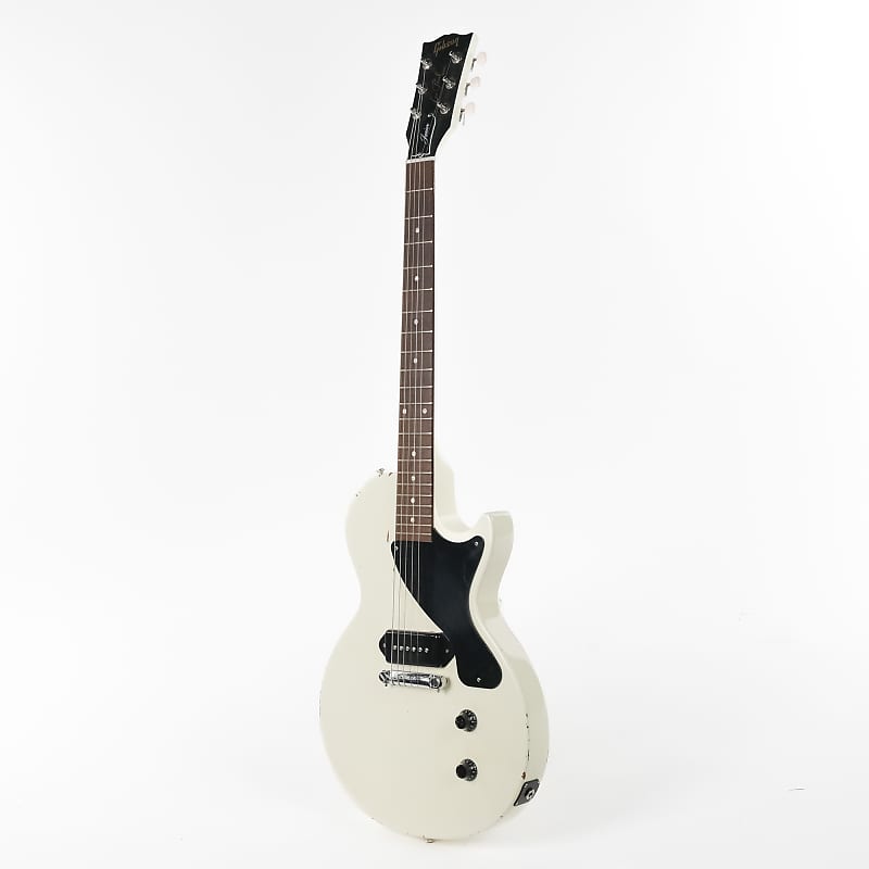 Gibson unveils new signature Billie Joe Les Paul Jr