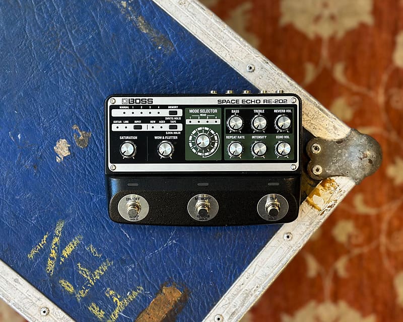 Boss RE-202 Space Echo