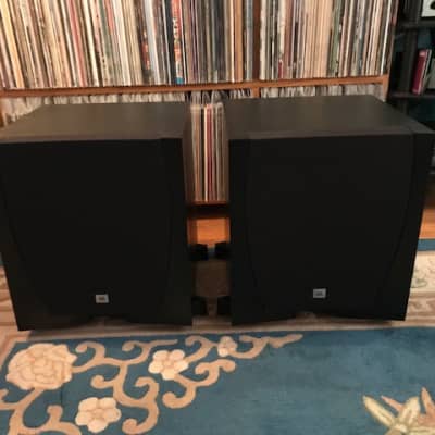 Jbl shops studio 550p