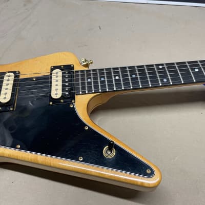 Gibson E2 Explorer II Guitar with Kahler Bridge/Locking Nut + Case 1981 factory 2nd image 6