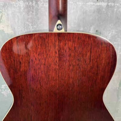 Mint Alvarez Masterworks MF60 Herringbone Folk / OM Acoustic Guitar with Gigbag image 9