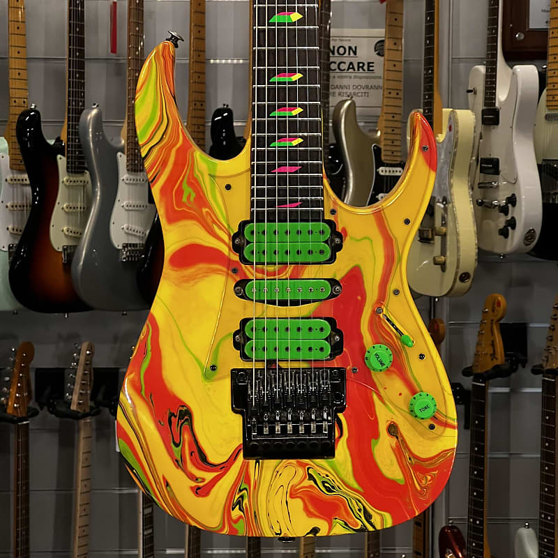 Ibanez UV77 Steve Vai Signature Universe