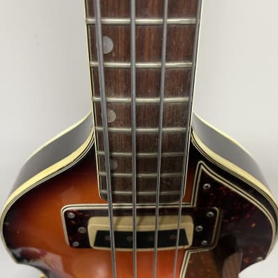 Conrad Violin Bass - Sunburst image 7