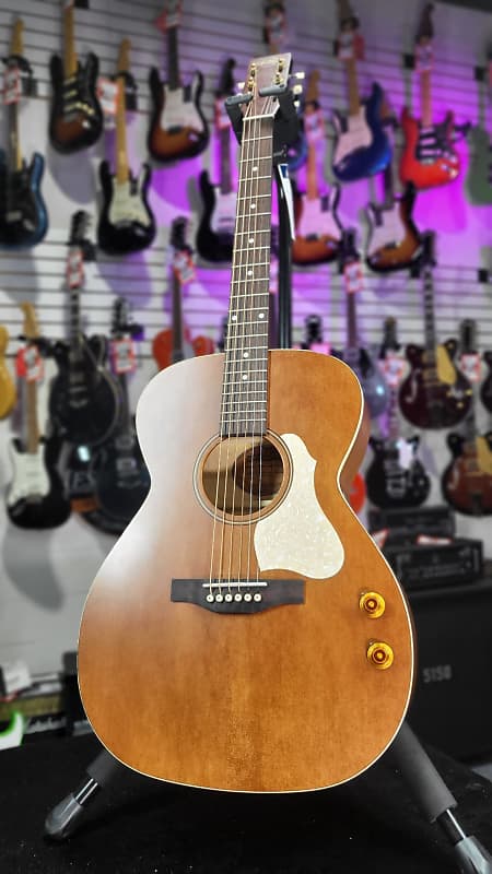 Art & Lutherie 047710 Legacy Havana Q-Discrete Acoustic-electric Guitar Auth Dealer *FREE PLEK WITH PURCHASE*! 880 image 1