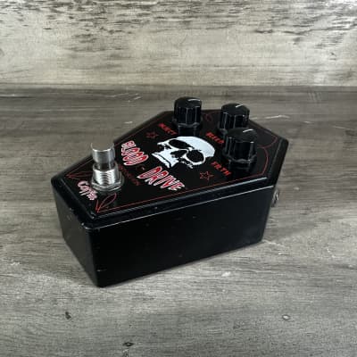 Coffin Case BDFX1 Blood Drive Distortion Pedal | zZounds