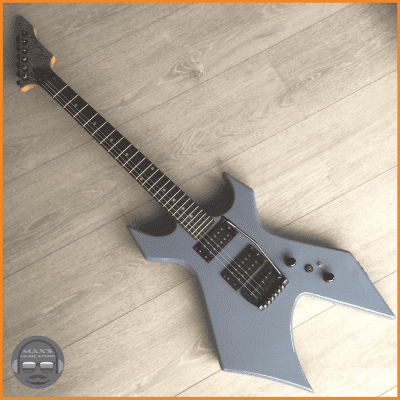 B.C. Rich Warlock Platinum Series Grey – Vintage 1990 – With Gig