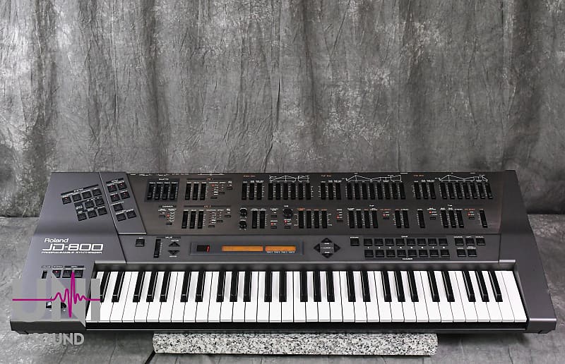 Roland JD-800 61-Key Programmable Synthesizer | Reverb Canada