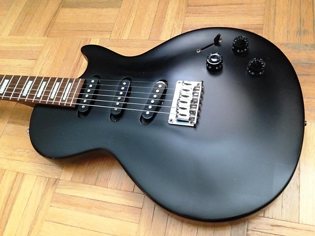1994 ESP Grassroots Gothic Les Paul Strat Guitar Matte Black