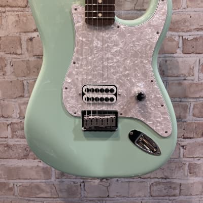 Fender Fender Tom DeLonge Stratocaster Electric Guitar - Surf Green (King Of Prussia, PA) image 2