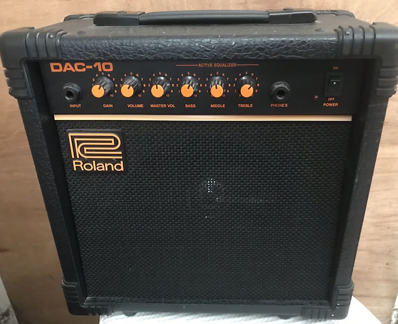 RolandDAC-10
