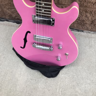 Daisy Rock Retro-H Semi-Hollow Electric Guitar Pink | Reverb