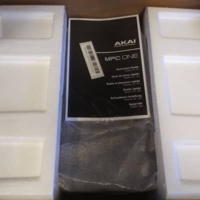 Akai MPC One Standalone MIDI Sequencer 2020 - Present - Black image 14