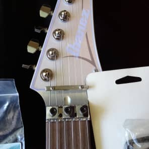 Ibanez JS 2K Crystal Planet Joe Satriani Limited Edition of 200! image 7