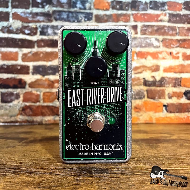 Electro-Harmonix East River Drive